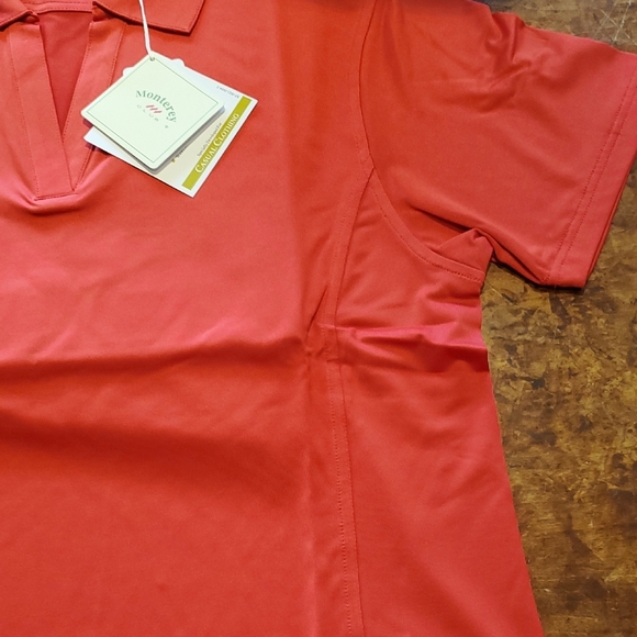 Bright Red Polo Shirt with Classic Design - Picture 6 of 11
